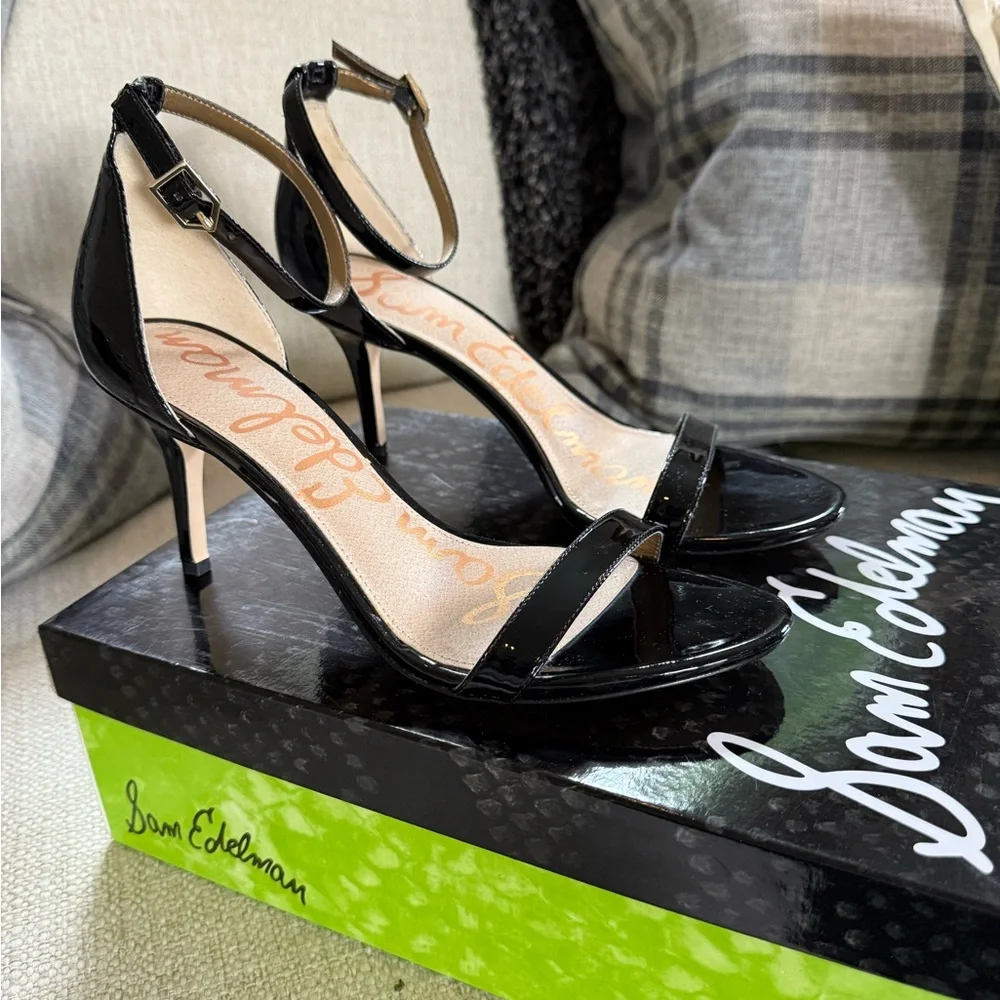 Sam Edelman Glossy Black Heels - Picture 2 of 4